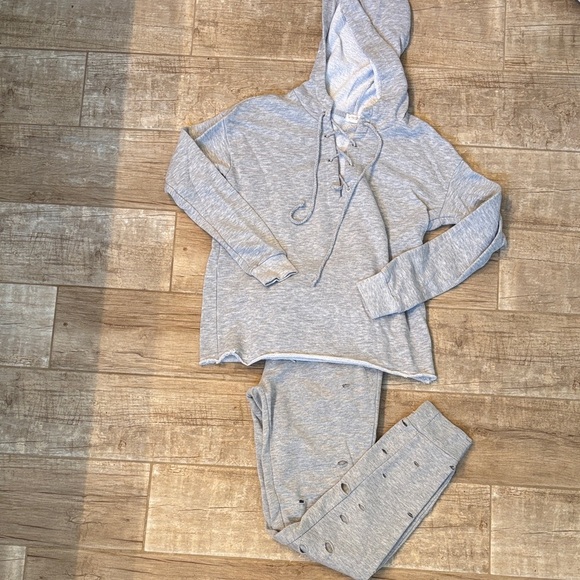 Cravefame Gray Hooded Lounge Set - Picture 1 of 4